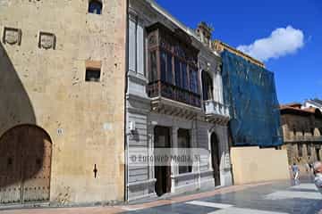 Casa de los Llanes