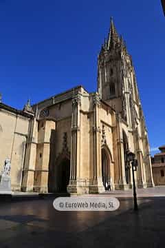 Exteriores. Catedral de Oviedo