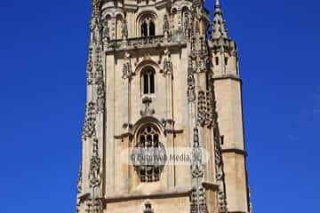 Exteriores. Catedral de Oviedo