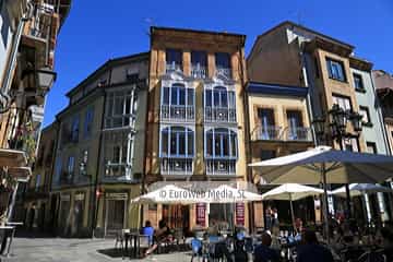 Edificio Calle Cimadevilla, 18