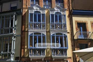 Edificio Calle Cimadevilla, 18