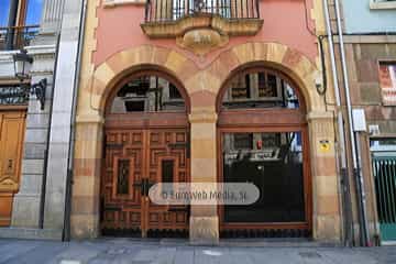 Edificio Calle Cimadevilla, 6