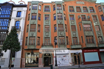 Edificio calle Melquiades Alvarez, 13-15