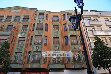 Edificio calle Melquiades Alvarez, 13-15