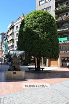 Escultura «El diestro»
