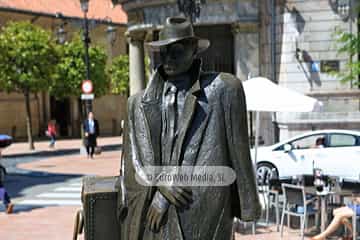 Escultura «El regreso de Williams B. Arrensberg»