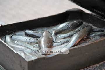 Escultura «El vendedor de pescado»