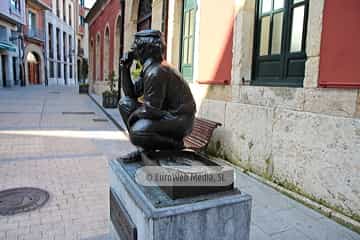 Escultura «El vendedor de pescado»
