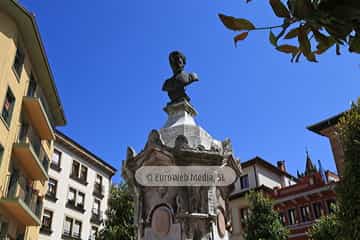Escultura «General Rafael del Riego»