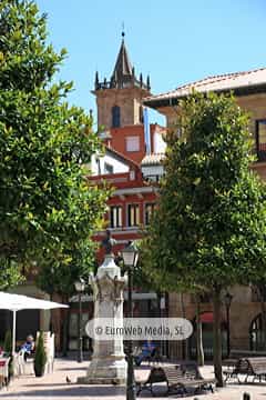Escultura «General Rafael del Riego»