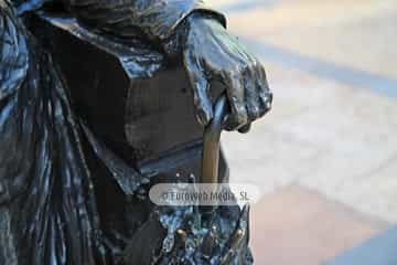 Escultura «La lechera»