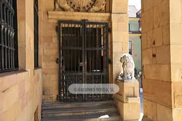 Escultura «León»