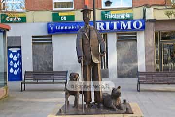 Escultura «Mendigo con perros»