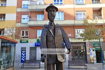Escultura «Mendigo con perros»