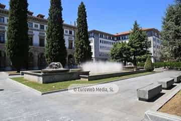 Fuente de la Plaza de España