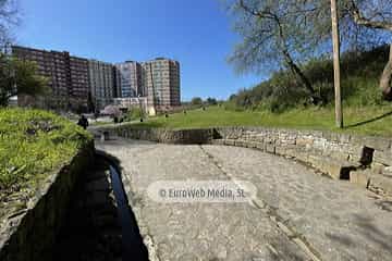 Fuente de Pando