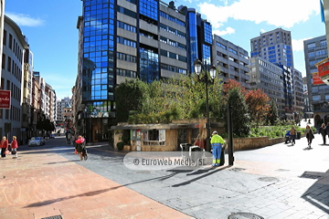 Antigua fuente de la plaza de Longoria Carbajal