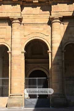 Iglesia y Convento de Santo Domingo de Oviedo
