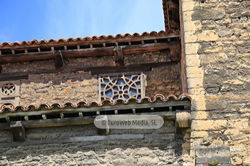 Exteriores. Iglesia San Julián de los Prados de Oviedo