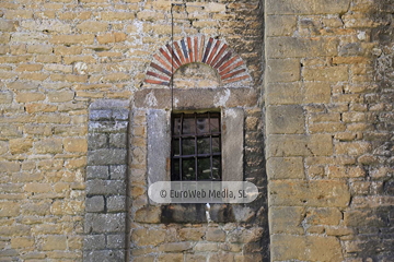 Exteriores. Iglesia San Julián de los Prados de Oviedo
