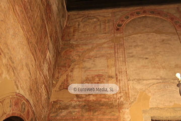 Interiores. Iglesia San Julián de los Prados de Oviedo