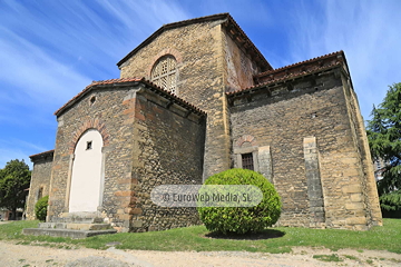 Exteriores. Iglesia San Julián de los Prados de Oviedo