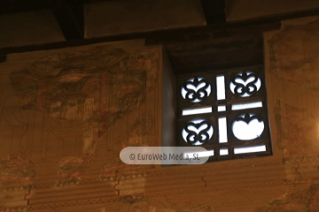 Interiores. Iglesia San Julián de los Prados de Oviedo