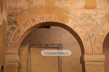 Interiores. Iglesia San Julián de los Prados de Oviedo
