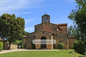 Exteriores. Iglesia San Julián de los Prados de Oviedo