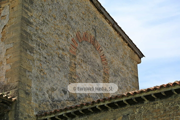 Exteriores. Iglesia San Julián de los Prados de Oviedo