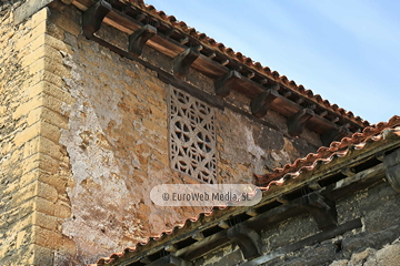 Exteriores. Iglesia San Julián de los Prados de Oviedo