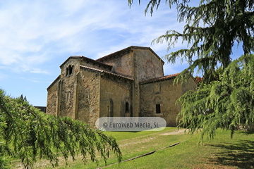 Exteriores. Iglesia San Julián de los Prados de Oviedo