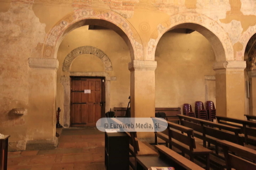 Interiores. Iglesia San Julián de los Prados de Oviedo