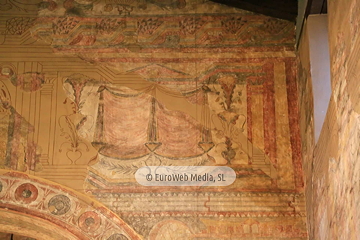 Interiores. Iglesia San Julián de los Prados de Oviedo