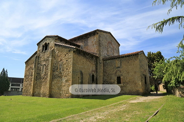 Exteriores. Iglesia San Julián de los Prados de Oviedo