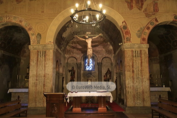 Interiores. Iglesia San Julián de los Prados de Oviedo