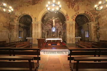 Interiores. Iglesia San Julián de los Prados de Oviedo