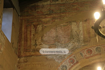 Interiores. Iglesia San Julián de los Prados de Oviedo