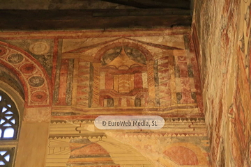 Interiores. Iglesia San Julián de los Prados de Oviedo