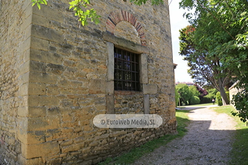 Exteriores. Iglesia San Julián de los Prados de Oviedo