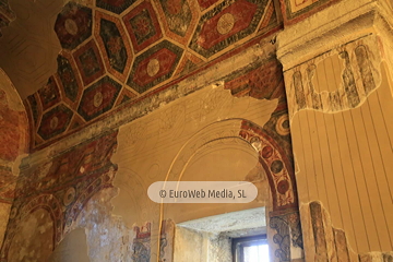 Interiores. Iglesia San Julián de los Prados de Oviedo