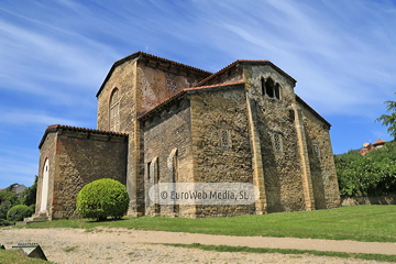 Exteriores. Iglesia San Julián de los Prados de Oviedo
