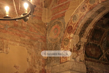 Interiores. Iglesia San Julián de los Prados de Oviedo
