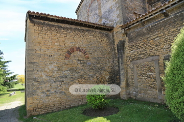 Exteriores. Iglesia San Julián de los Prados de Oviedo