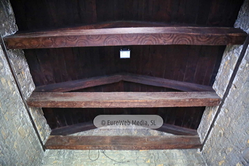 Interiores. Iglesia San Julián de los Prados de Oviedo