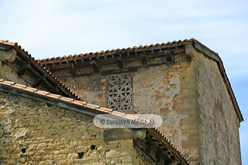 Exteriores. Iglesia San Julián de los Prados de Oviedo
