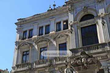 Palacio de la Junta General del Principado de Asturias