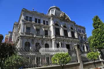 Palacio de la Junta General del Principado de Asturias