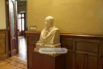 Palacio de la Junta General del Principado de Asturias