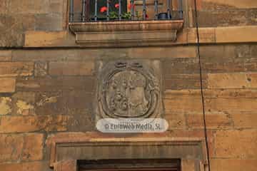 Palacio de Valdecarzana-Heredia